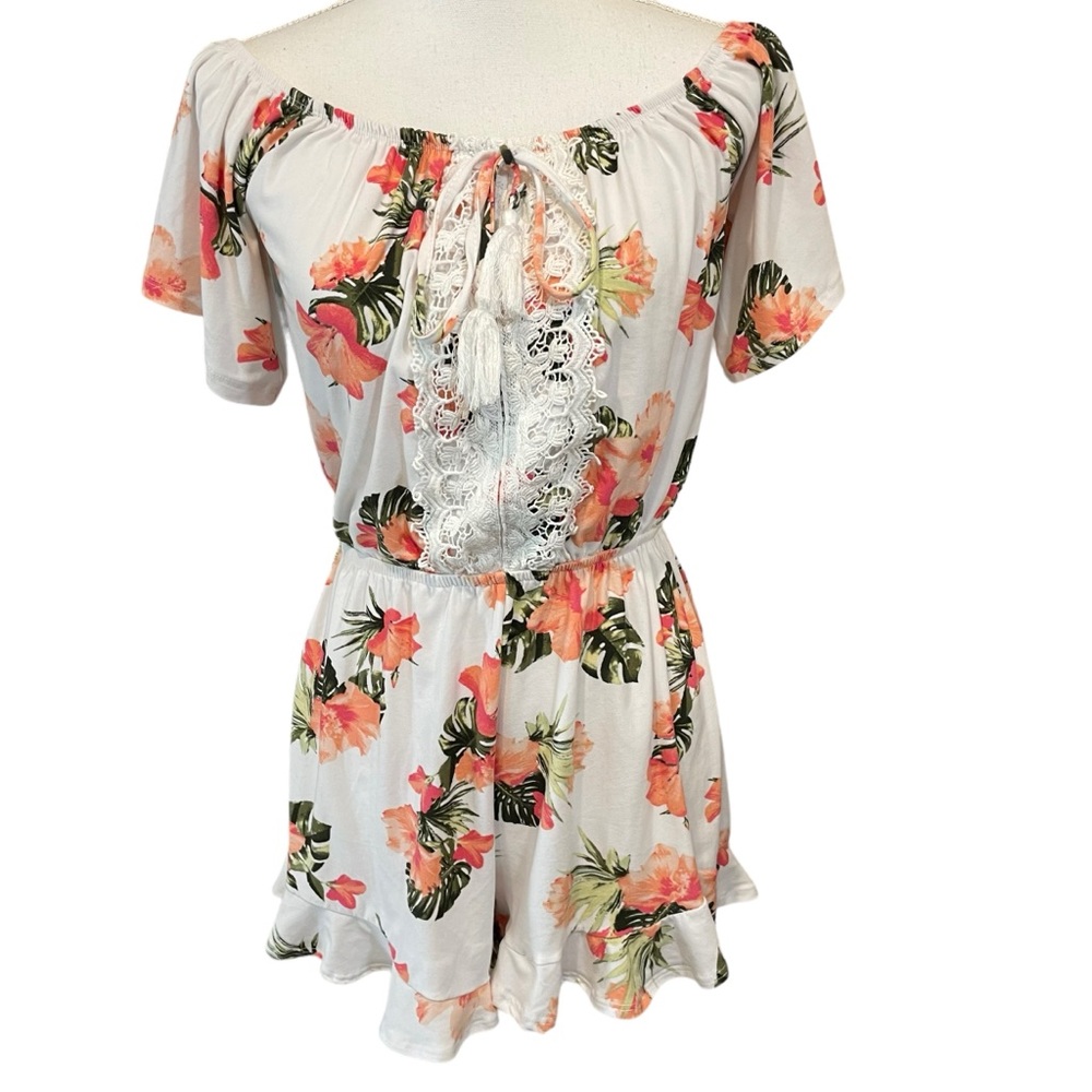 Rue 21 White Flowered Romper.  Size M